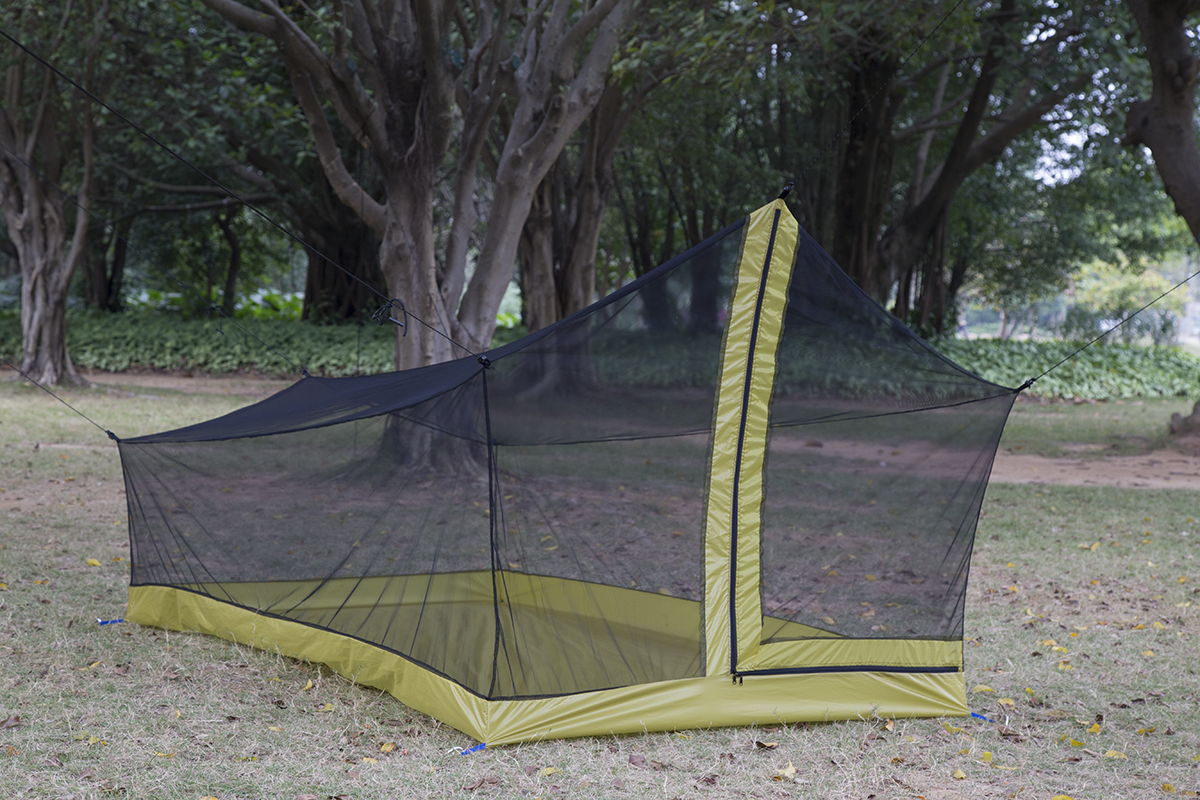High Quality Outdoor Camping Tent Mosquito Net in Garden